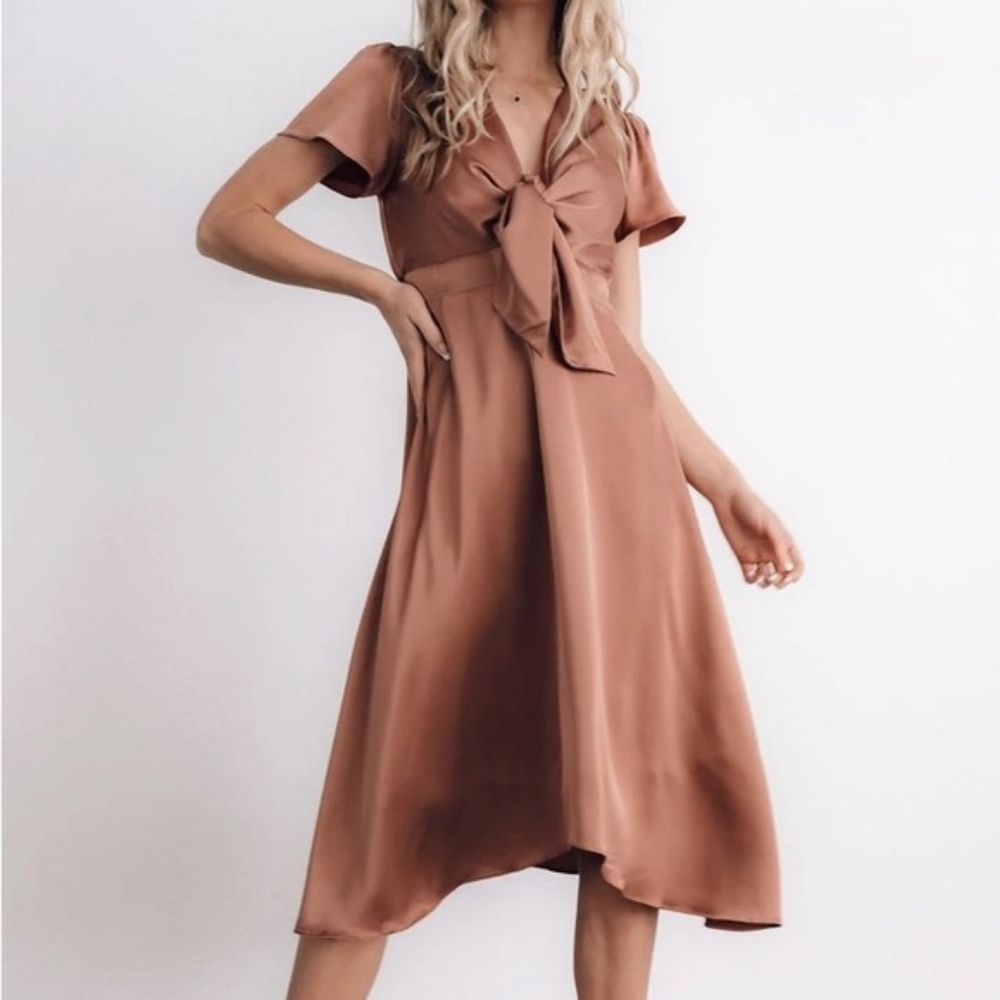 Tie-Front Midi Dress in Rose